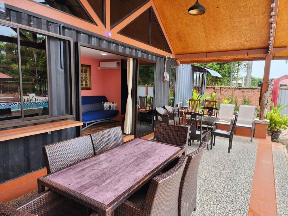 Homestay Umbai Kelana Merlimau Extérieur photo